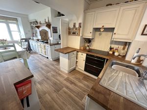 Photo 16- click for photo gallery